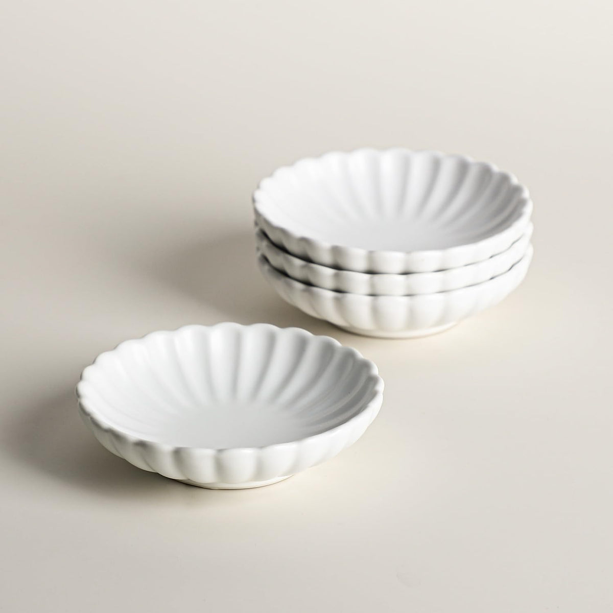 Gaolinci 3.5 Inches Flower Shape Ceramic Side Dishes, 4 Pcs Dipping Saucers