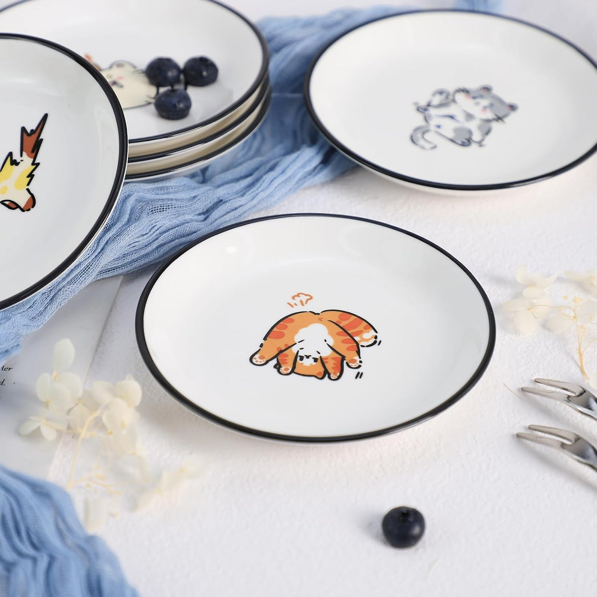 SOCOSY Super Cute Cartoon Animal Ceramic Sauce Dishes, Seasoning Dishes, Little Cat Dog Bird Feeding Bowls, Sushi Soy Dipping Bowls, Appetizer Plates, Dessert Plates, Set of 6-Cats-5 Inch