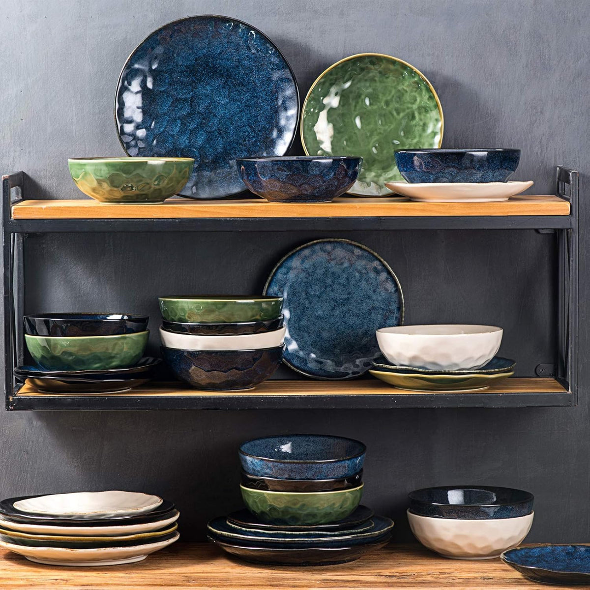 vicrays Ceramic Salad Bowls Set for Kitchen, Serving - 32 Ounce Soup Bowls, Pasta Bowls, Chip Resistant, Dishwasher Microwave Safe, Large, Fluted, stoneware, Set of 4 (Green)