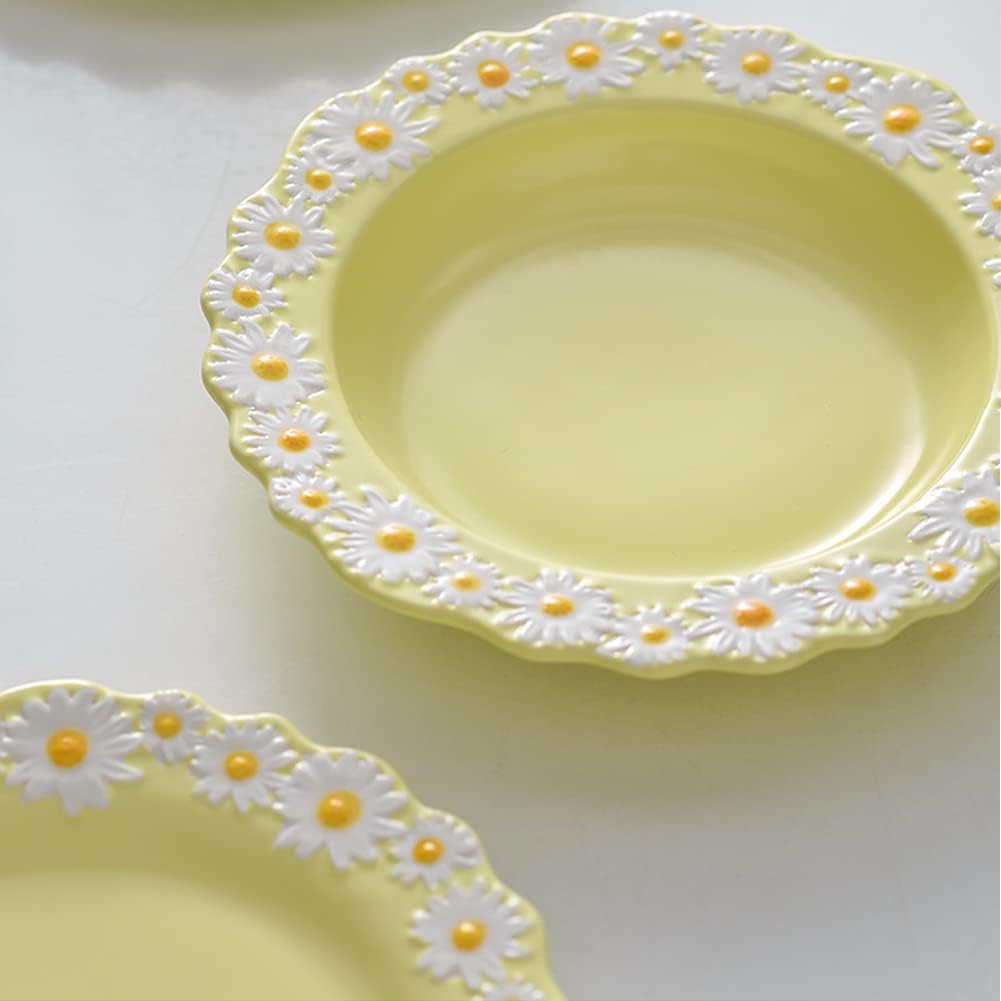 WAYUTO Ceramic Daisy Flat Plate Embossed Dessert Dish Small Daisy Edge Relief Dinnerware Steak Plate Irregular Dining Dish for Soup Crockery Kitchen Decoration Tableware Household Wedding