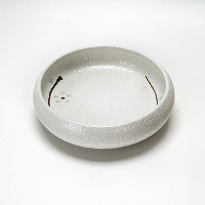 Urban Tokyo Japanese Living Zen Style Porcelain Shallow Dish Reactive Glazed Sashimi Korean Banchan Appetizer Snack Dish Set of 4 Restaurant Tableware (Flower Snow (Yuki No Hana))