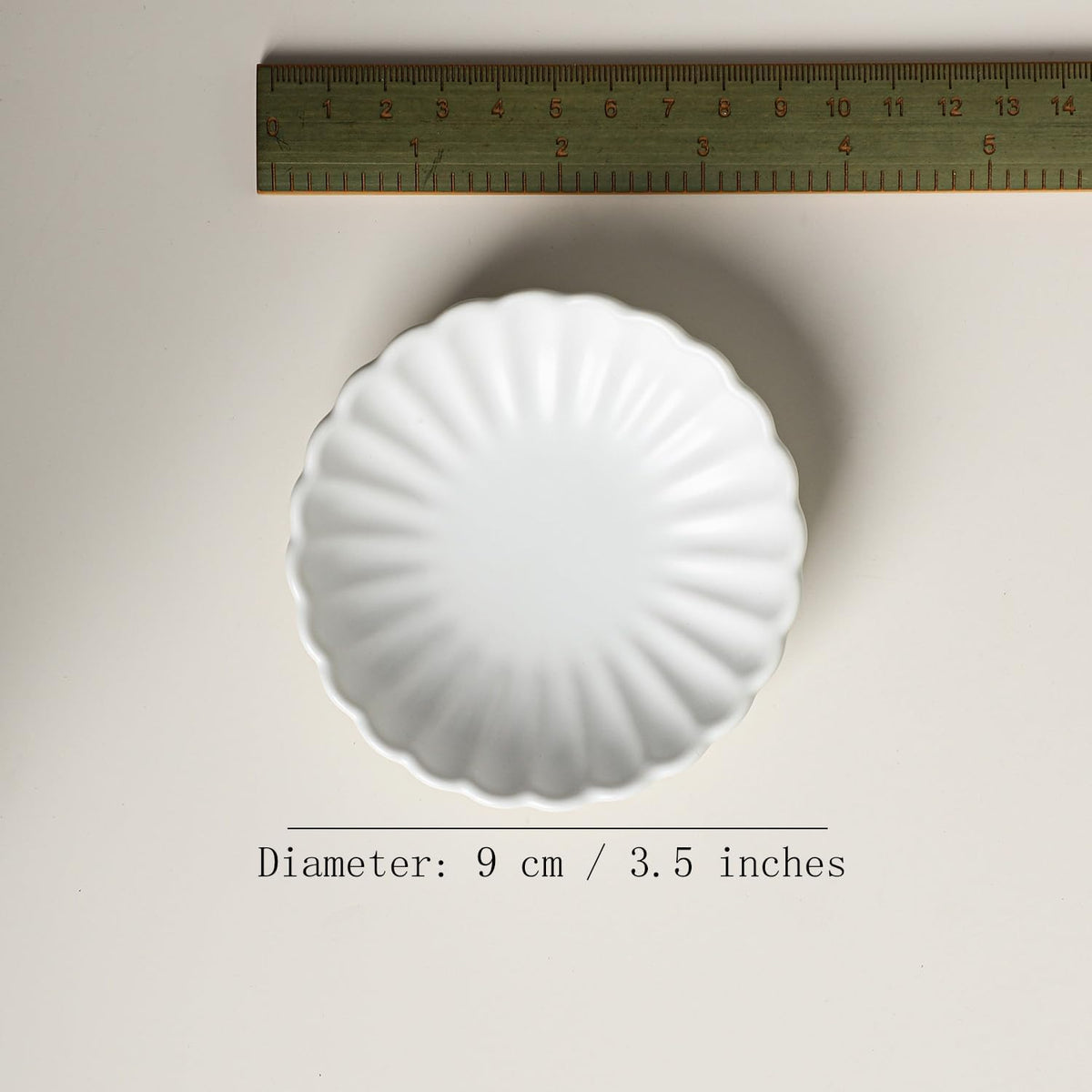 Gaolinci 3.5 Inches Flower Shape Ceramic Side Dishes, 4 Pcs Dipping Saucers