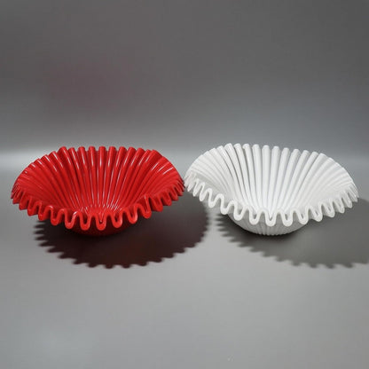 Resin Candy Tray Decorative Bowl Dish Platter With Shallow Wide Opening And Ribbed Sides Surface For Snacks Keys Or Jewelry suitable for dining table, Red, Small 27.5 27.5 10cm