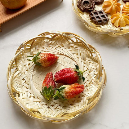 Handmade Bamboo Basket Woven-Basket Tray Flower Shape Shallow Holder Fruit Snack Serving Basket Handmade Woven Stackable Storage Home Decorative