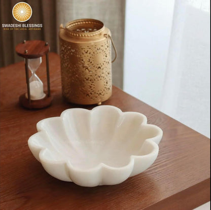 SWADESHI BLESSINGS HandCrafted Marble Scalloped Bowl for Home Decor, 7"