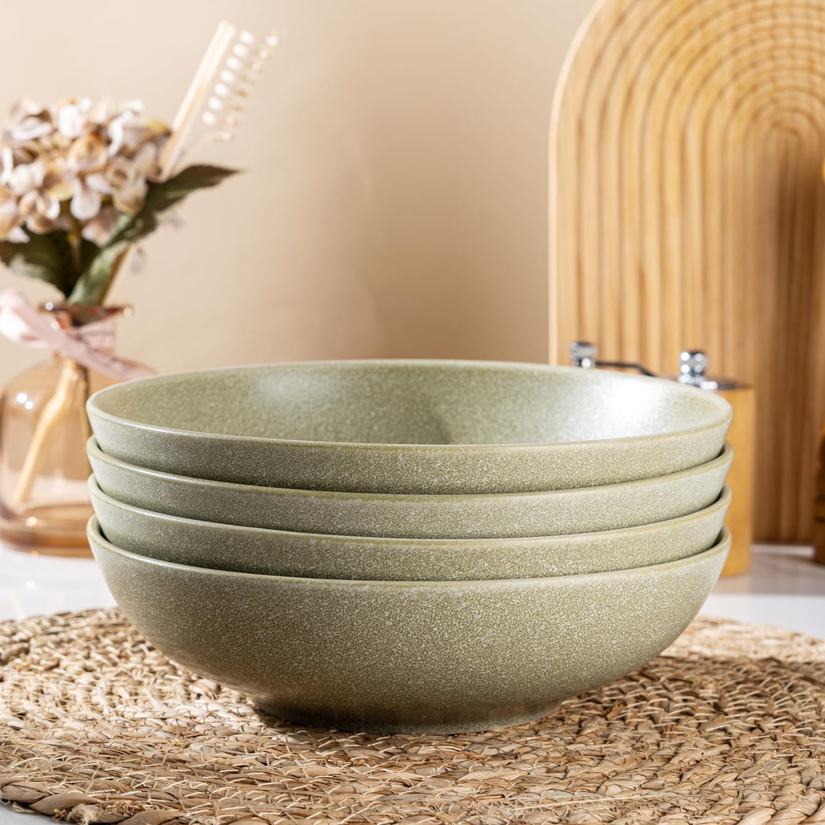 AmorArc 8.75‘’ Large Pasta Bowls, 42 ounce Deep Stoneware Bowls Set of 4 for Kitchen, Wide Bowl for Pasta/Salad/Fruit/Oatmeal/Soup, Microwave&Dishwasher Safe-Matte Black
